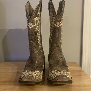 Corral cowboy boots